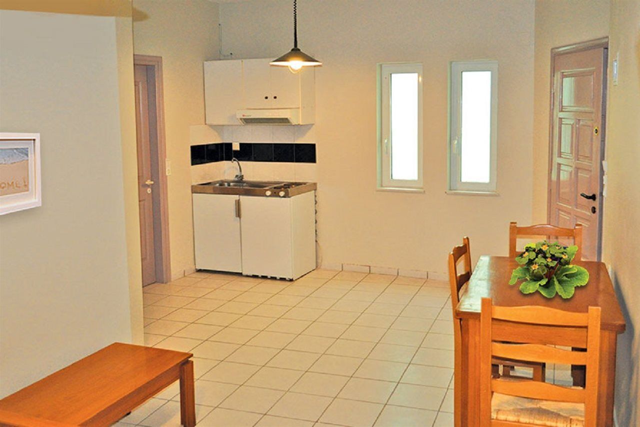 Greta Apartments Херсониссос Экстерьер фото